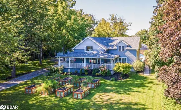 112 Lakeshore Road W, Oro-medonte, ON L0L 2E0