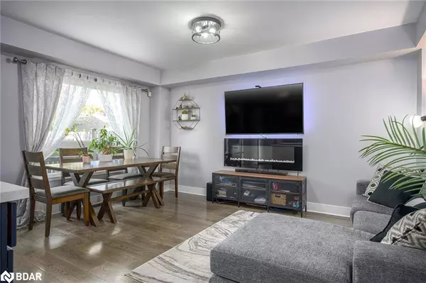 12 Truax Crescent, Essa, ON L0M 1B4