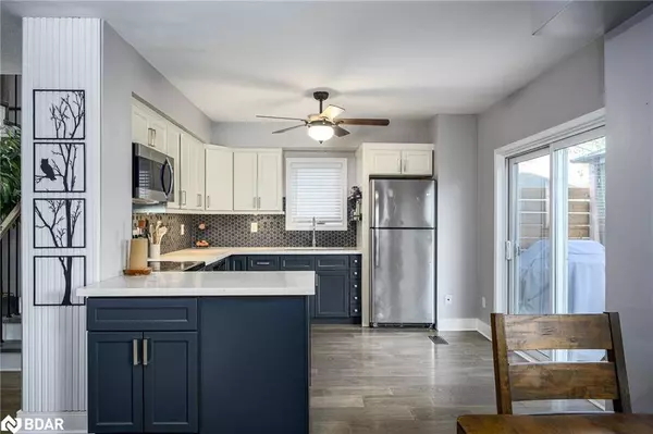 12 Truax Crescent, Essa, ON L0M 1B4