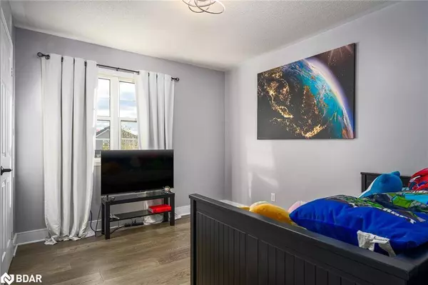 12 Truax Crescent, Essa, ON L0M 1B4