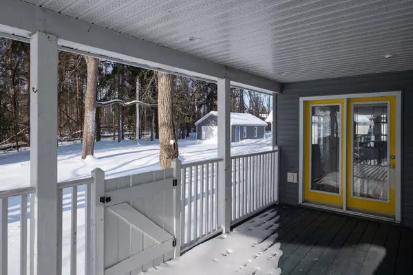 112 Lakeshore RD W, Oro-medonte, ON L0L 2E0