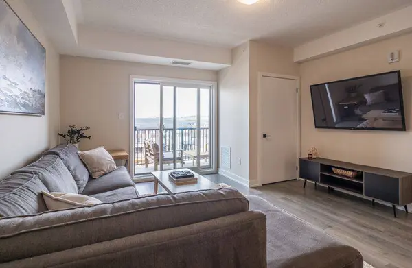 4 Spice WAY #312, Barrie, ON L9J 0M2