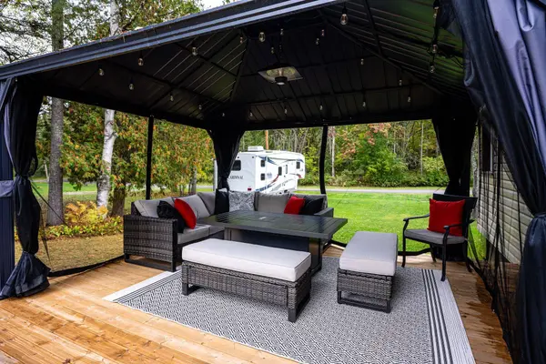 1123 Severn River RD, Gravenhurst, ON P0E 1N0