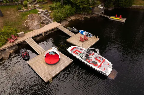 1043 Fortunes TRL, Algonquin Highlands, ON K0M 1S0
