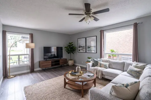 94 Ferguson DR, Barrie, ON L4N 7E5