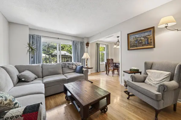 78 Wallace DR, Barrie, ON L4N 7E1