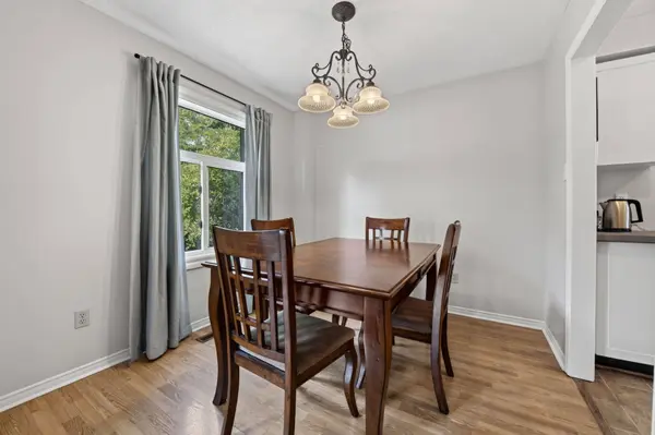 78 Wallace DR, Barrie, ON L4N 7E1