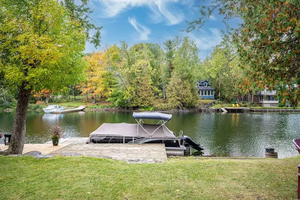 1123 Severn River RD, Gravenhurst, ON P0E 1N0