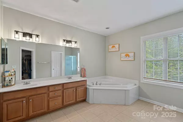 9624 Barnburgh LN, Huntersville, NC 28078