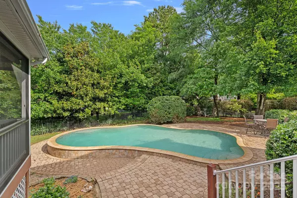 9624 Barnburgh LN, Huntersville, NC 28078
