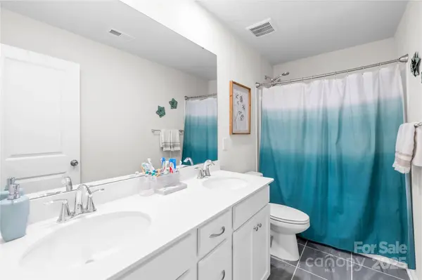 191 Tackle Box DR, Troutman, NC 28166