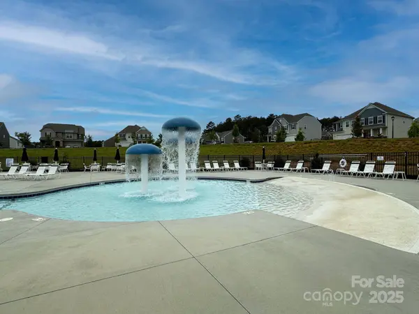 191 Tackle Box DR, Troutman, NC 28166