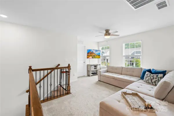 191 Tackle Box DR, Troutman, NC 28166