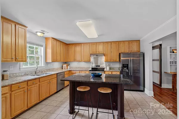 7478 Pine Ridge DR, Denver, NC 28037