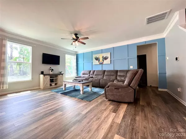 103 Toxaway ST, Mooresville, NC 28115