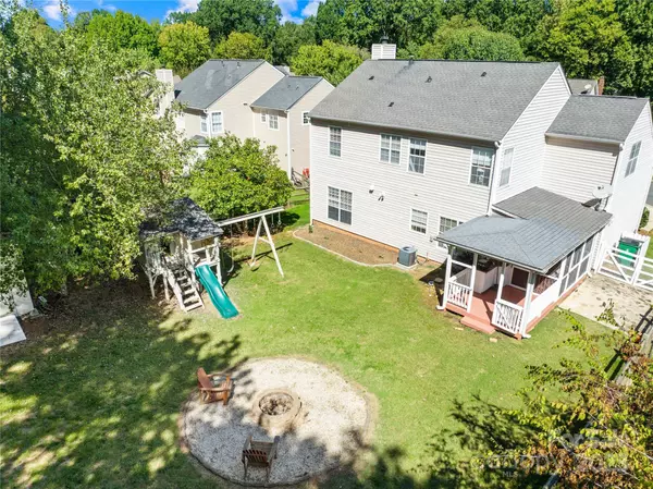 8938 Raven Park DR, Charlotte, NC 28216