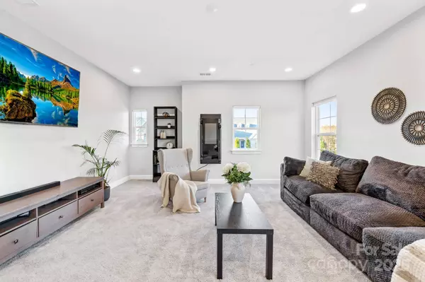 9509 Pacing LN NW, Concord, NC 28027