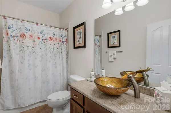 16017 Chiltern LN, Huntersville, NC 28078