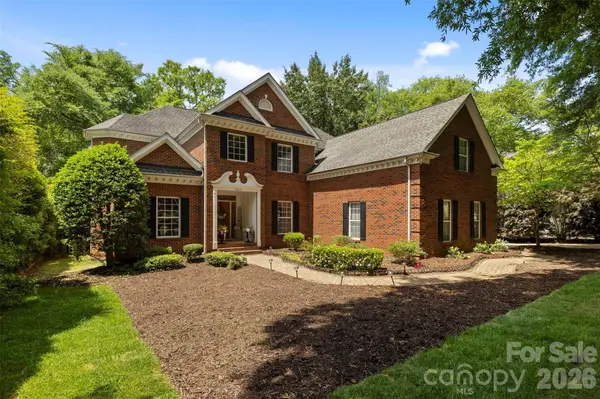 16017 Chiltern LN, Huntersville, NC 28078