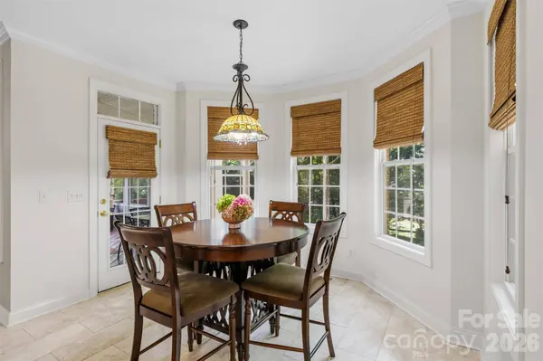 16017 Chiltern LN, Huntersville, NC 28078