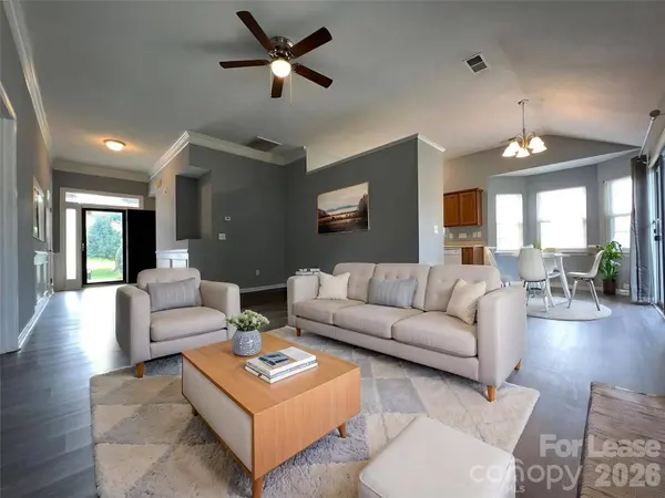10322 Layton Ridge LN, Charlotte, NC 28214