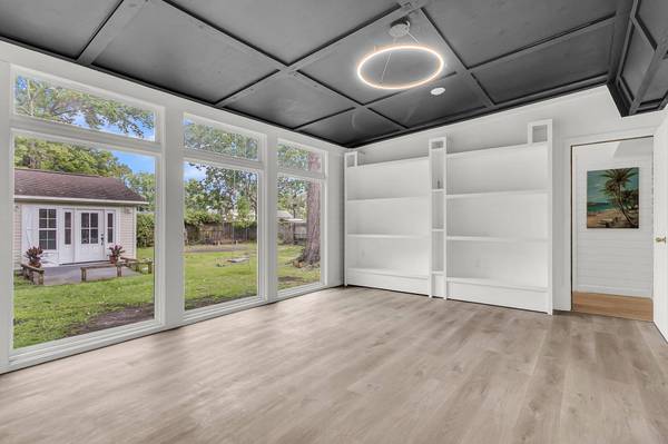 108 Williamsburg Ct, Goose Creek, SC 29445