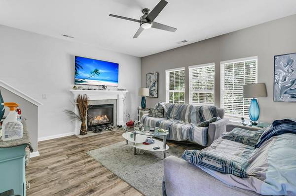 113 Southernwood Dr, Ladson, SC 29456