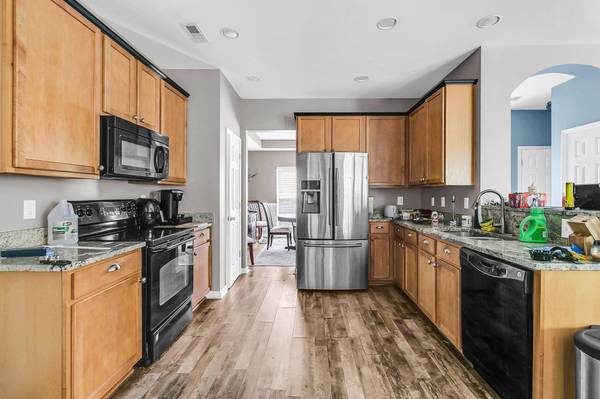 113 Southernwood Dr, Ladson, SC 29456