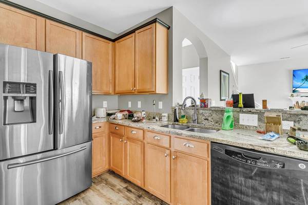 113 Southernwood Dr, Ladson, SC 29456