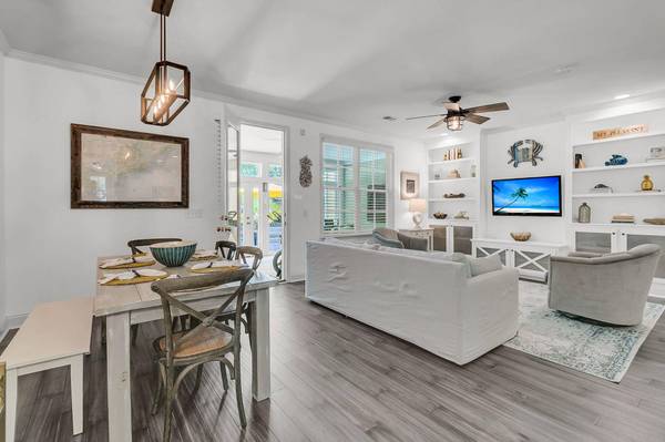 2028 Kings Gate Ln, Mount Pleasant, SC 29466