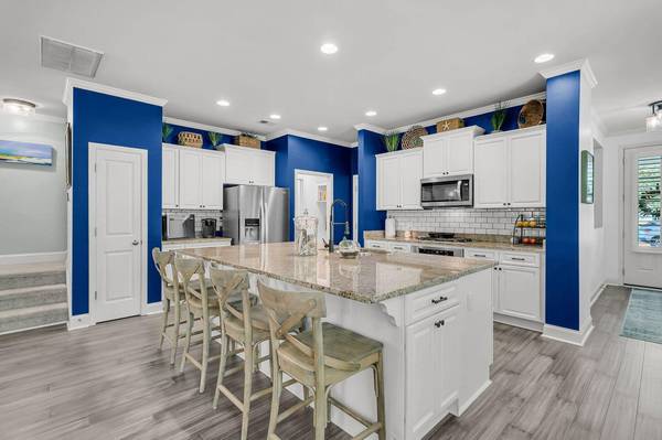 2028 Kings Gate Ln, Mount Pleasant, SC 29466