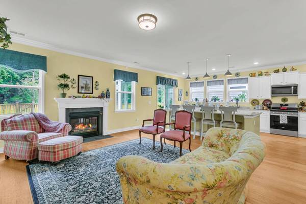 136 Brant Dr, Summerville, SC 29483