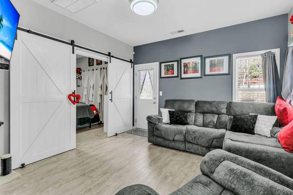 169 Grand Oaks Dr, Ladson, SC 29456