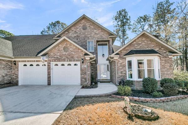104 Dresden Dr, Goose Creek, SC 29445