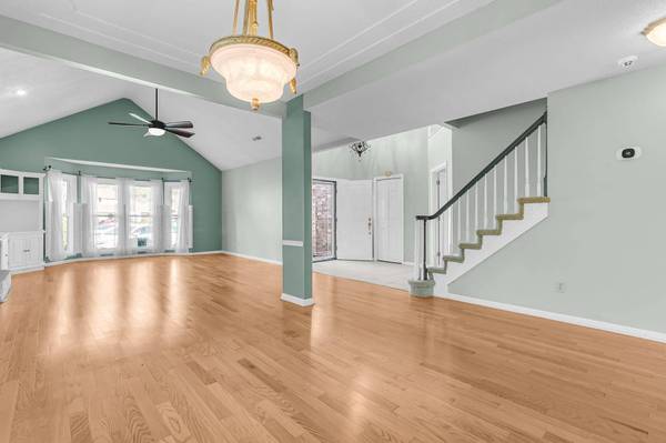 104 Dresden Dr, Goose Creek, SC 29445