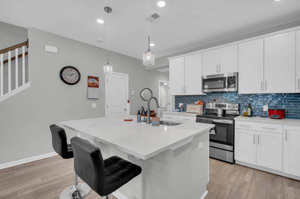 396 Painted Lady Ln, Goose Creek, SC 29445