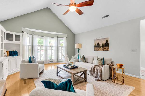 104 Dresden Dr, Goose Creek, SC 29445
