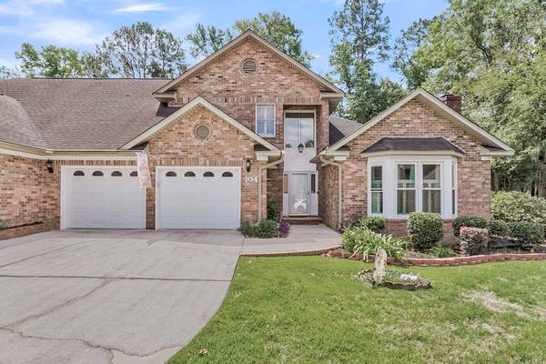 104 Dresden Dr, Goose Creek, SC 29445