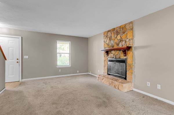 105 Bridgecreek Dr, Goose Creek, SC 29445