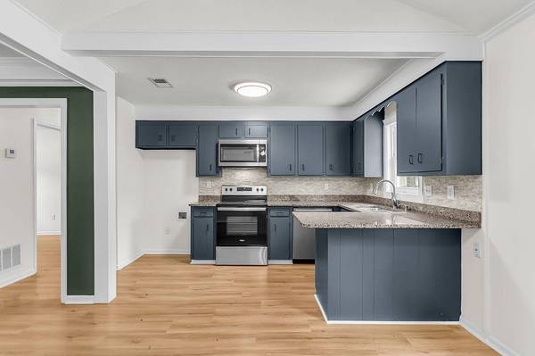 111 Duncan Ct, Summerville, SC 29486