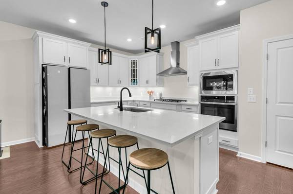 337 Blue Oak Dr, Moncks Corner, SC 29461