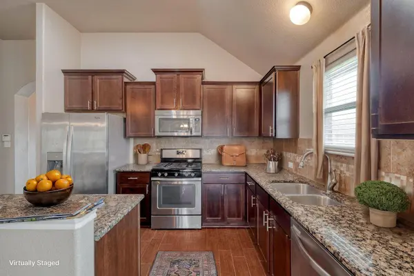 5660 Sabbia DR, Round Rock, TX 78665