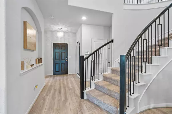 5833 Bianca DR, Round Rock, TX 78665