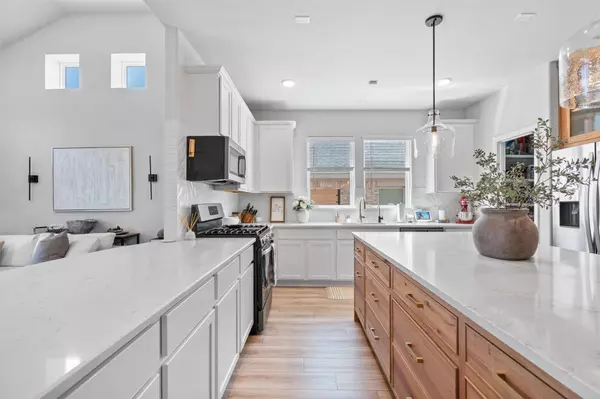 5833 Bianca DR, Round Rock, TX 78665