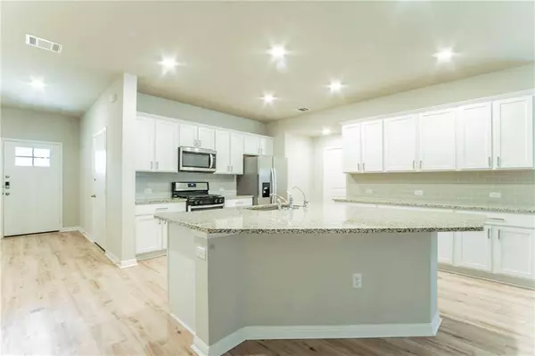 172 Arrowhead Vine ST, Leander, TX 78641