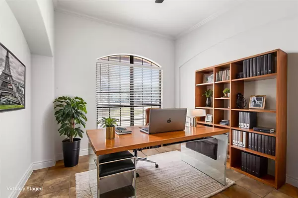 12008 Sleepy Hollow RD, Manchaca, TX 78652