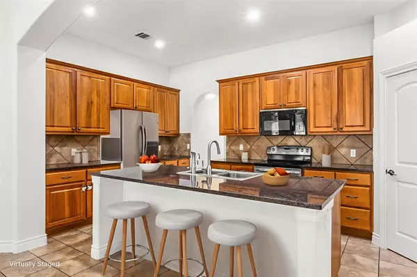 12008 Sleepy Hollow RD, Manchaca, TX 78652