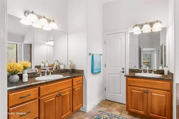 12008 Sleepy Hollow RD, Manchaca, TX 78652