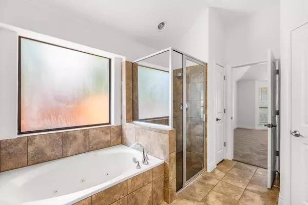 12008 Sleepy Hollow RD, Manchaca, TX 78652