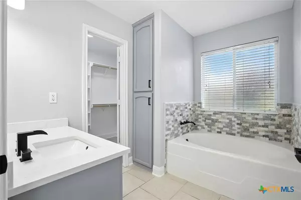 4005 Midway DR, Temple, TX 76502